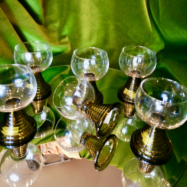 Set Of 6 Vintage Small Wine Glasses