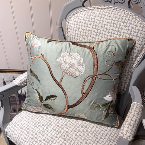 Colefax & Fawler Silk Cushion