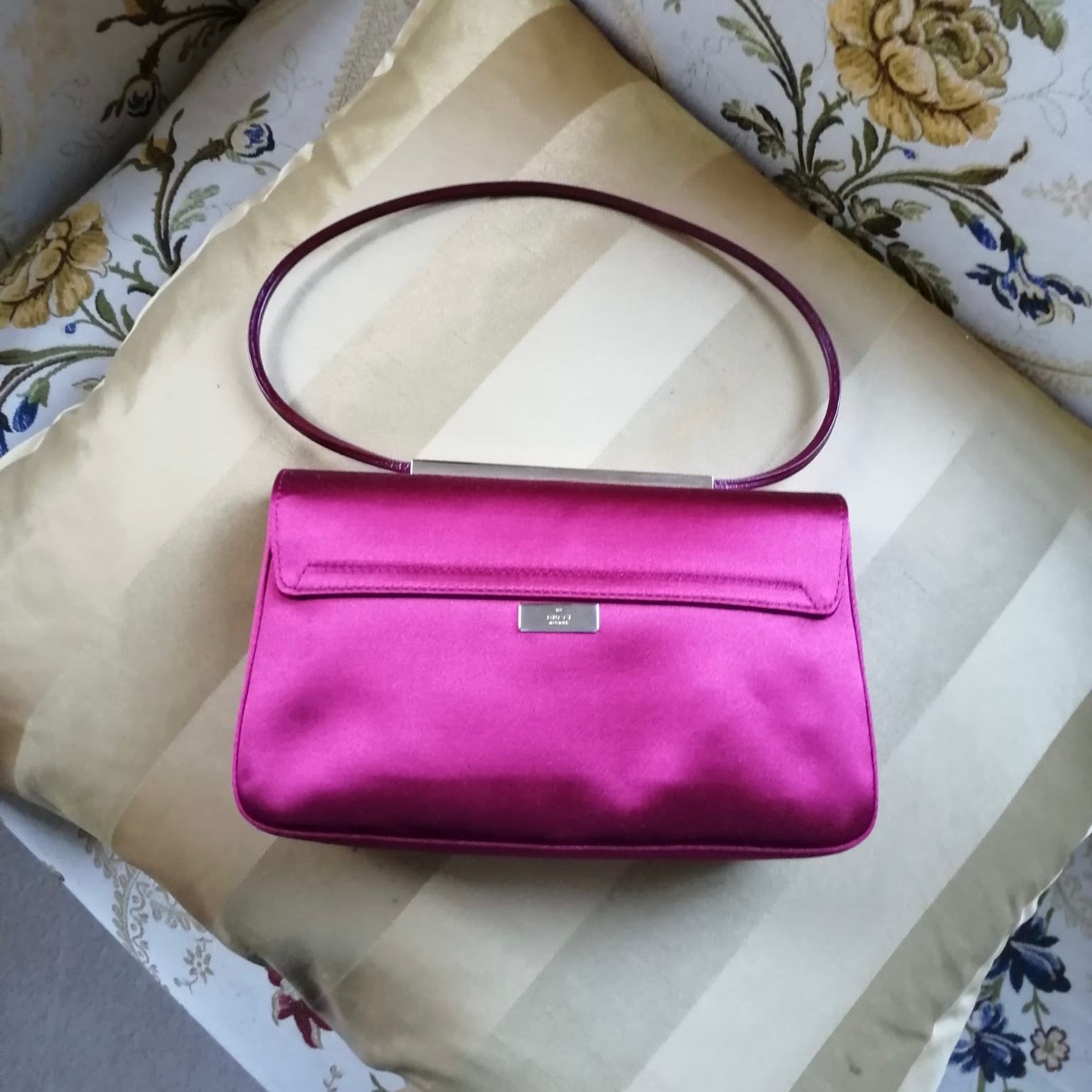 Gucci Pink Satin Handbag